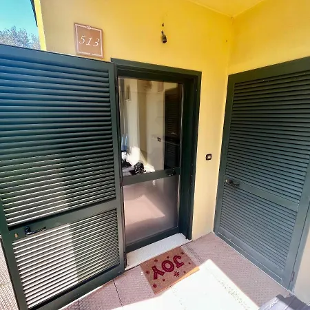 Ferienhaus Casa Vacanza Dentro Al Villaggio Santandrea