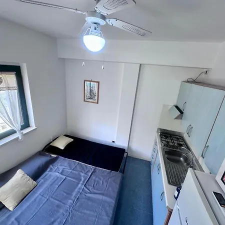 Casa Vacanza Dentro Al Villaggio Santandrea Ferienhaus